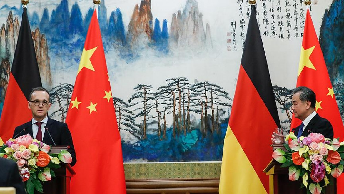 Almanya'dan Çin'e Tartışmalı Eğitim Kampları Tepkisi