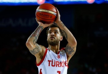 Fenerbahçe Beko, milli basketbolcu Wilbekin'i 3 yıllığına renklerine bağladı
