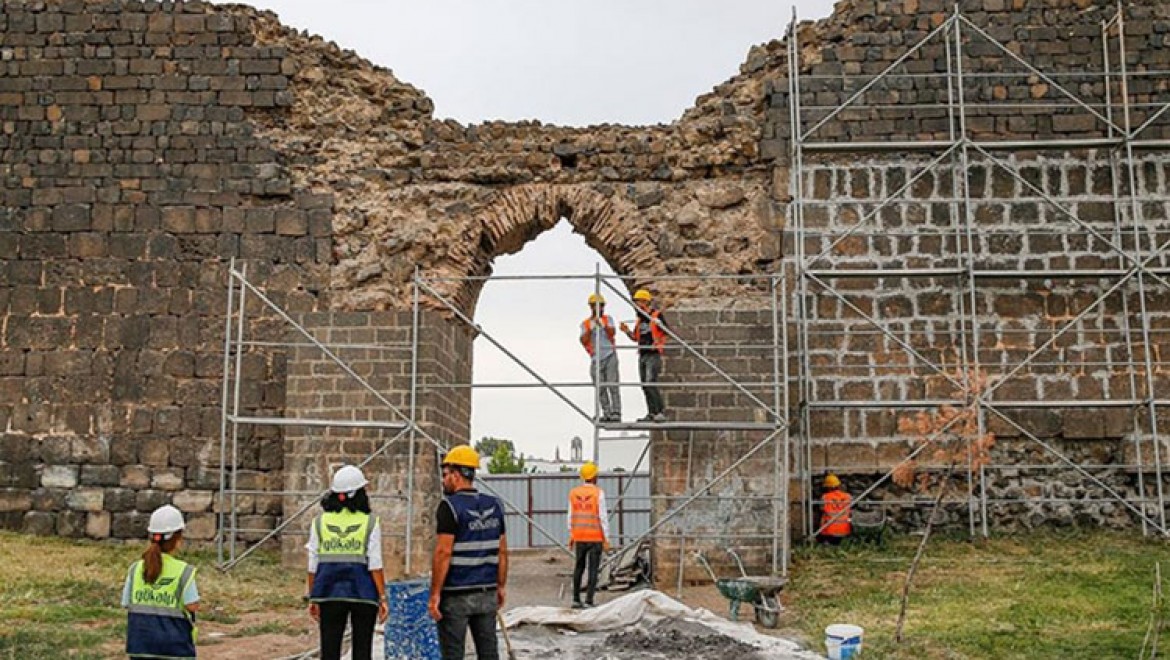 Dünya mirası "Diyarbakır Surları" restorasyonla geleceğe taşınıyor