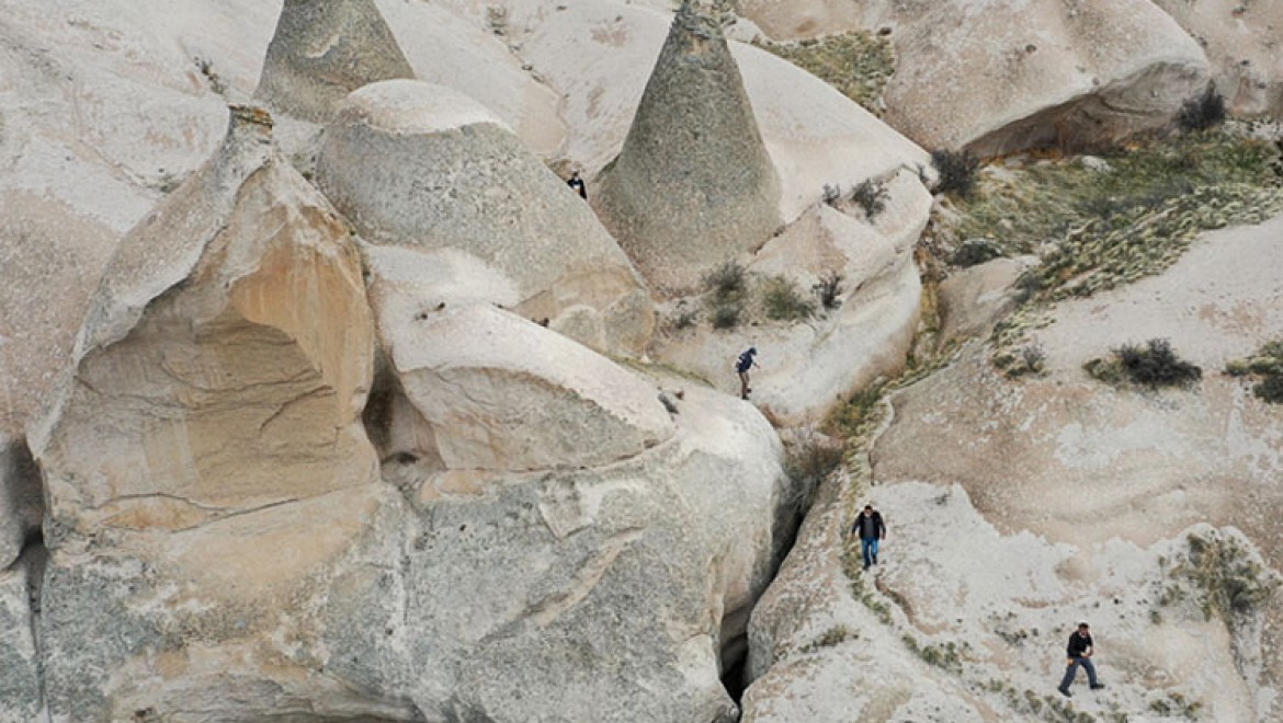 Kapadokya'nın 'gizli hazineleri'nden Çat Vadisi turistleri ağırlamak için gün sayıyor
