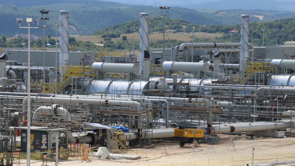 TürkAkım'da deniz geçiş hatlarından ilki doğal gazla dolduruluyor