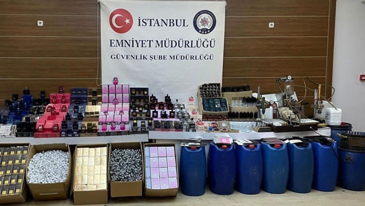 İstanbul'da sahte parfüm operasyonunda 3 kişi gözaltına alındı