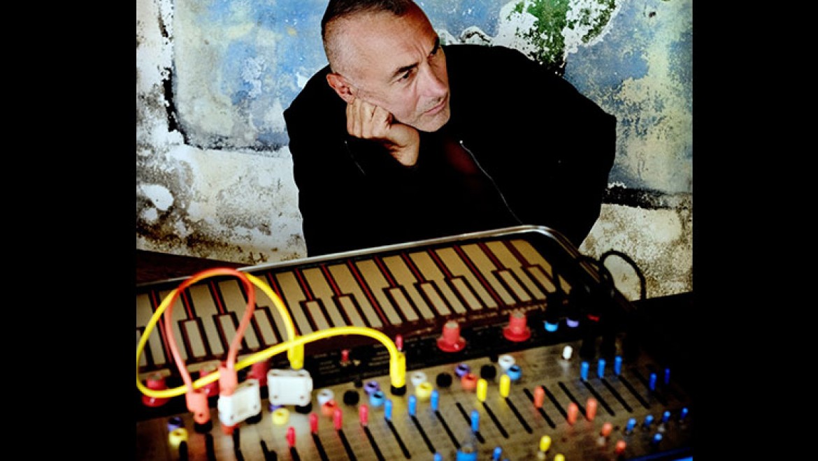Albüme Giden Yolda Yeni Bir Durak: Yann Tiersen'den Yeni Tekli Poull Bojer