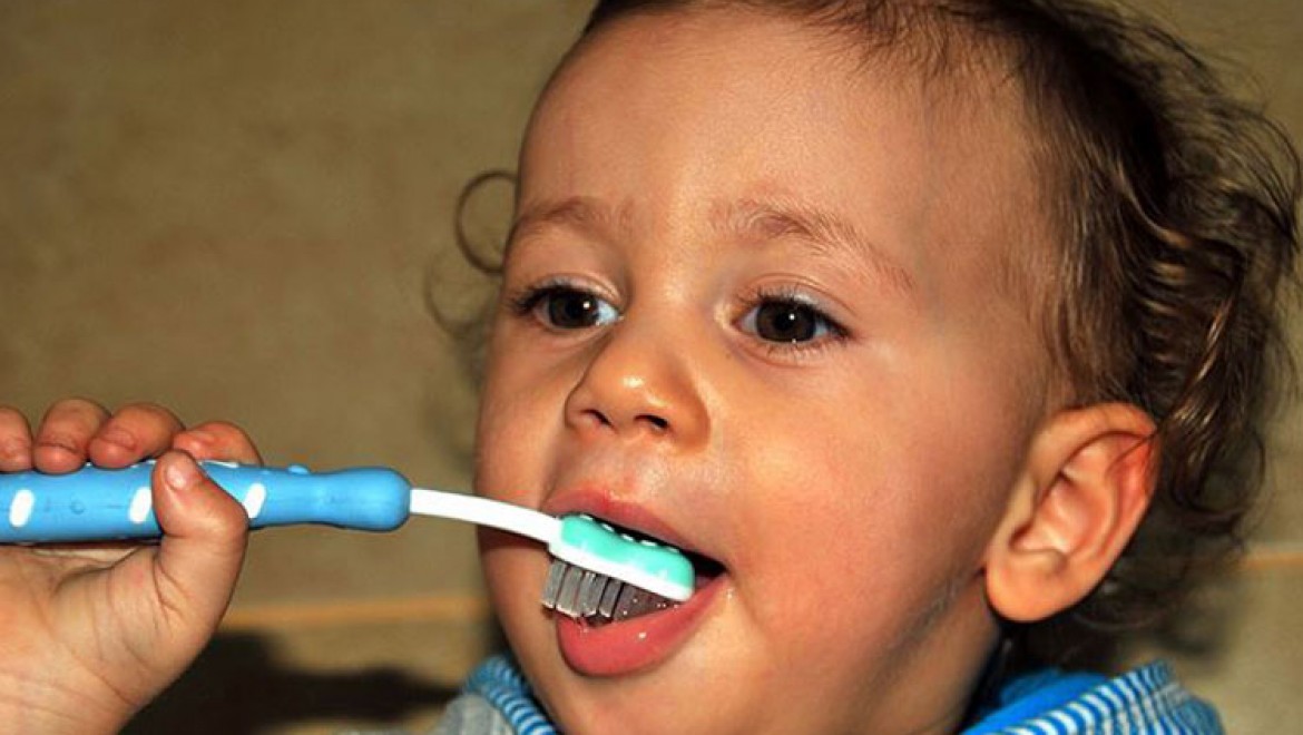 'Çocukların diş temizliğine ilk süt dişinin çıkmasıyla başlanmalı'