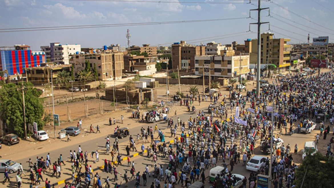Sudan'daki protestolarda 35 kişi yaralandı