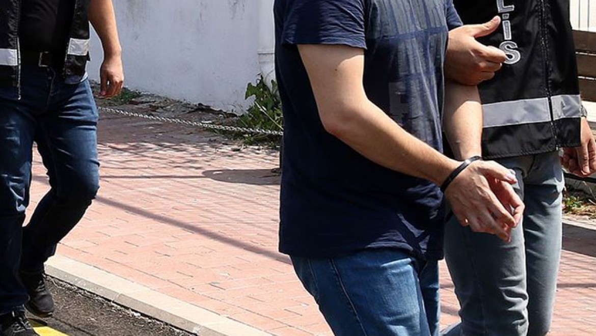 Adana merkezli 12 ildeki FETÖ operasyonunda 7 tutuklama