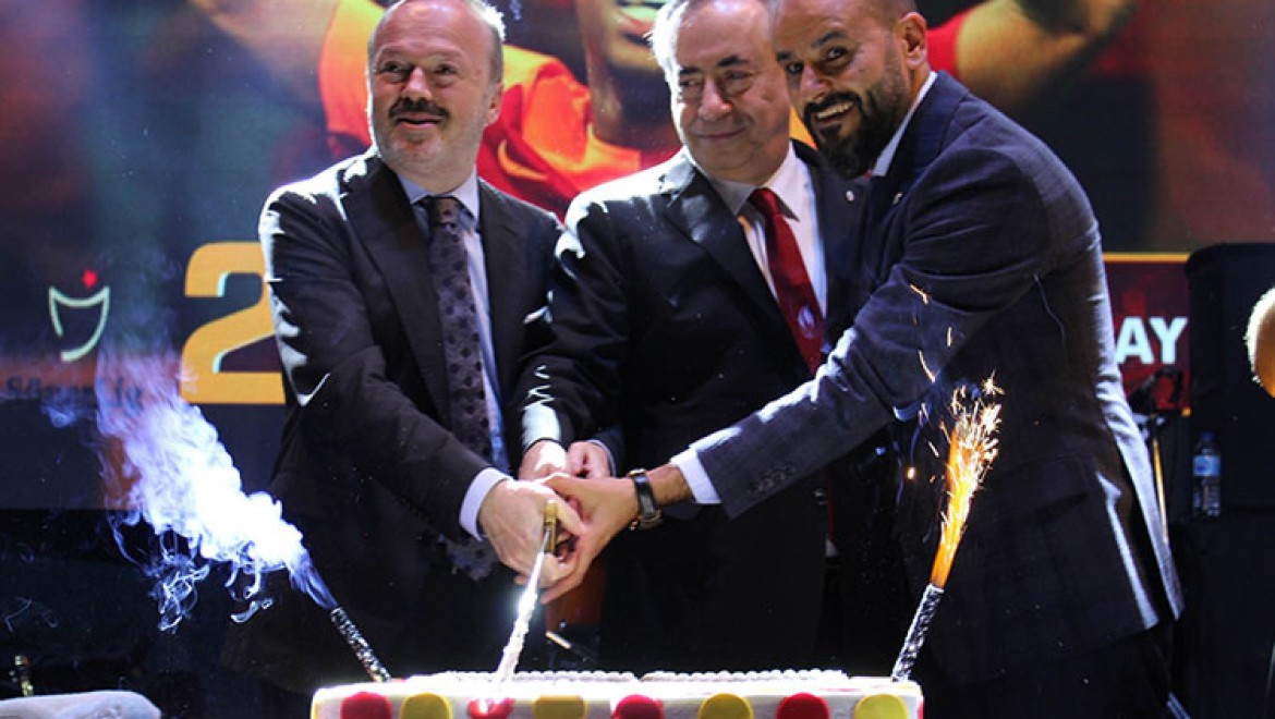 Galatasaray 21. Şampiyonluğunu Konya'da Kutladı