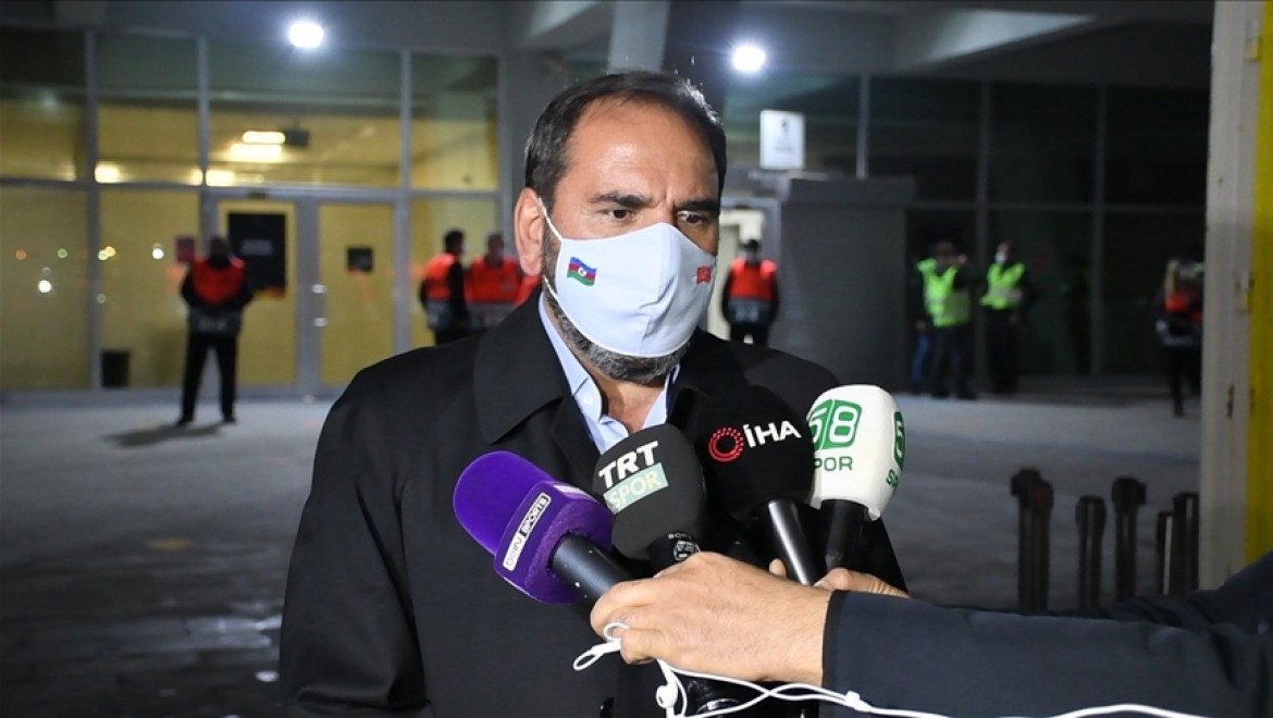 Sivasspor Kulübü Başkanı Mecnun Otyakmaz: Önemli olan 3 puanı alıp gruptan çıkmak için şansımızı devam ettirmekti