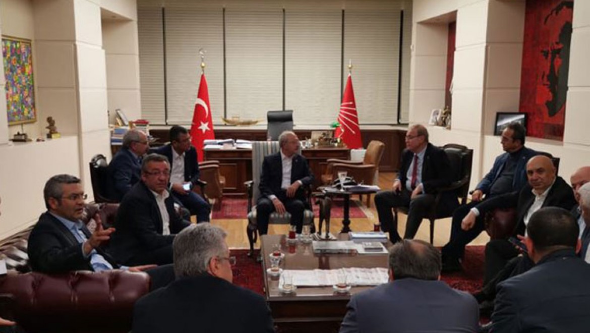 CHP Genel Başkanı Kılıçdaroğlu kurmayları ile bir araya geldi