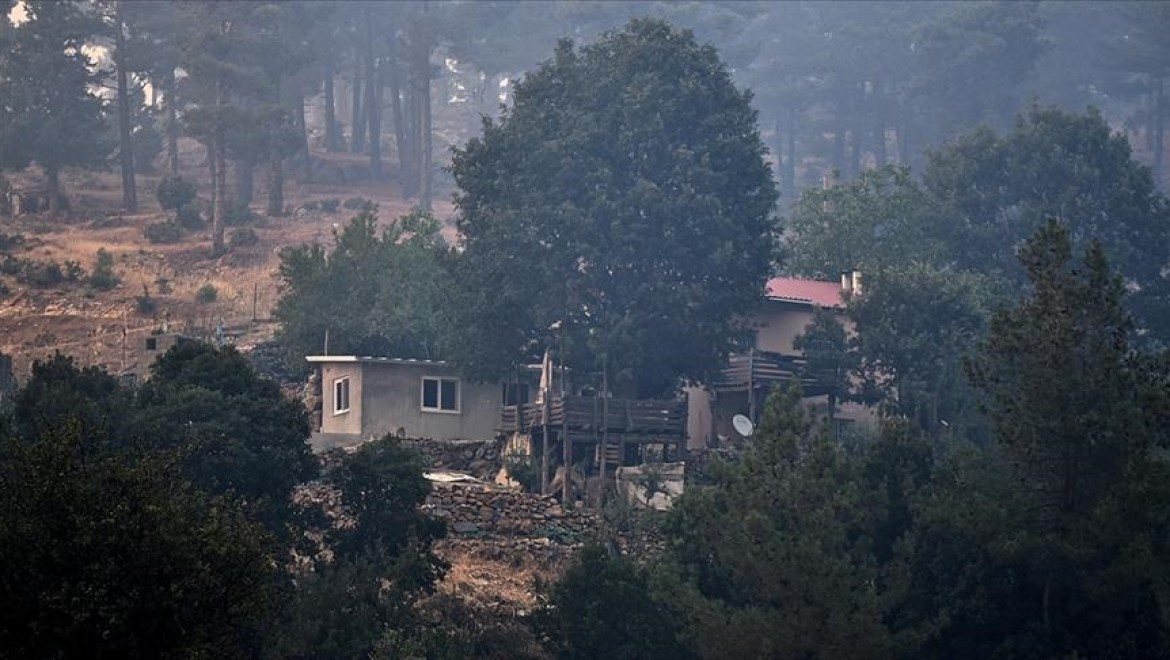 Mersin'deki orman yangınıyla ilgili 4 kişi gözaltına alındı