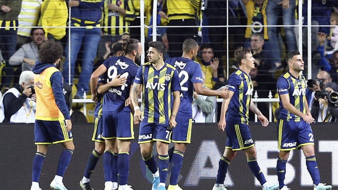 Fenerbahçe derbi performansıyla dikkati çekiyor