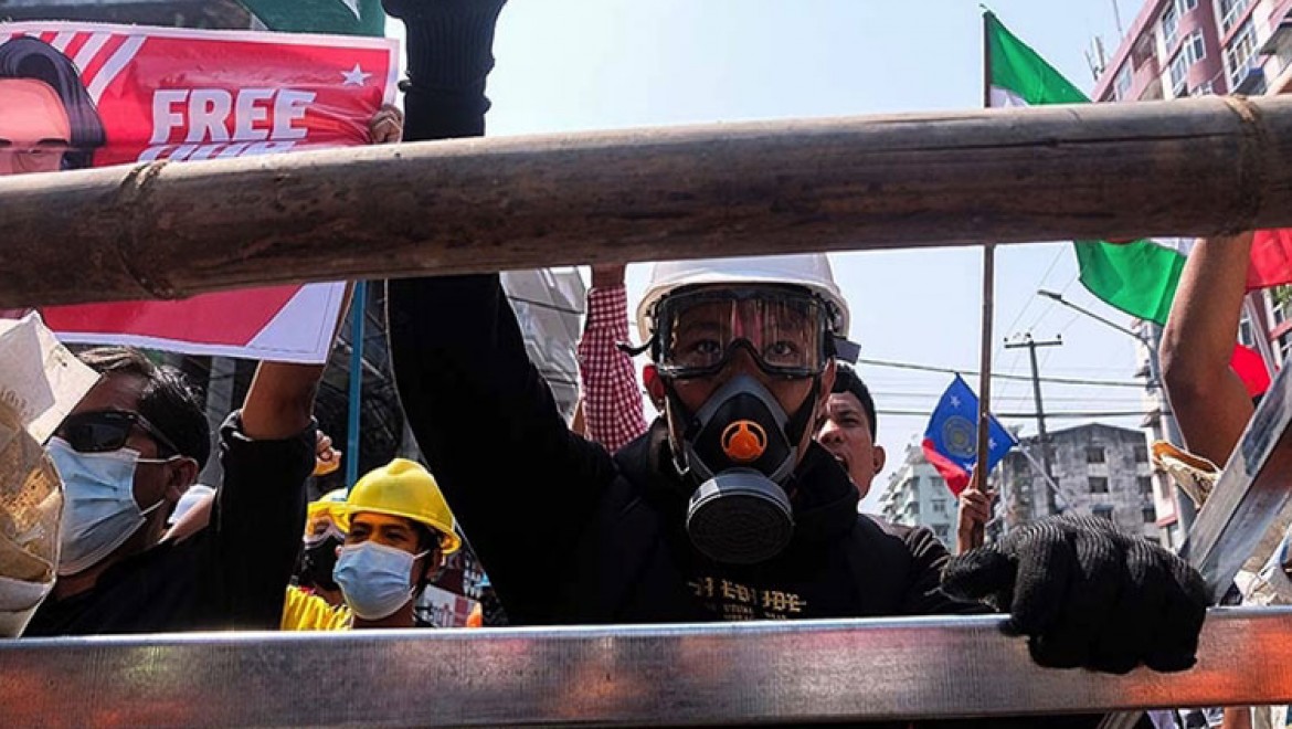 Myanmar'da darbe karşıtı gösterilerde çok sayıda kişi tutuklandı
