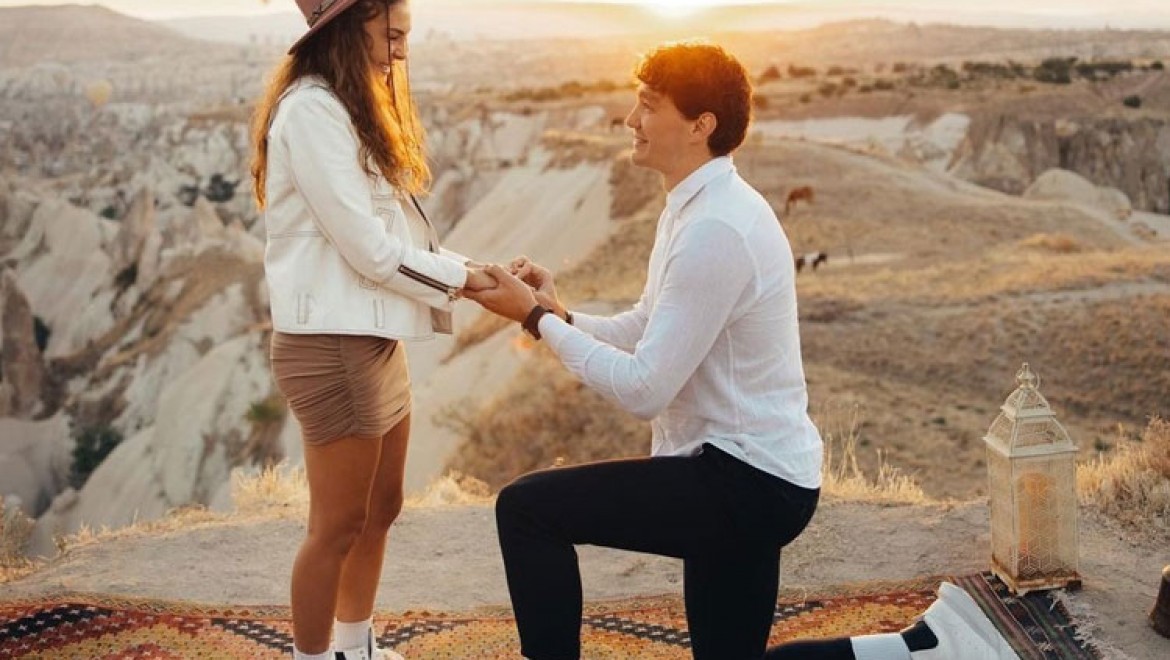 Cedi Osman evlilik teklifi için Kapadokya'yı seçti