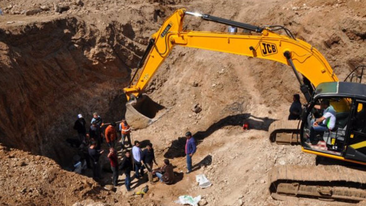 İzmir'de yapılan kazı çalışmasında ceset bulundu