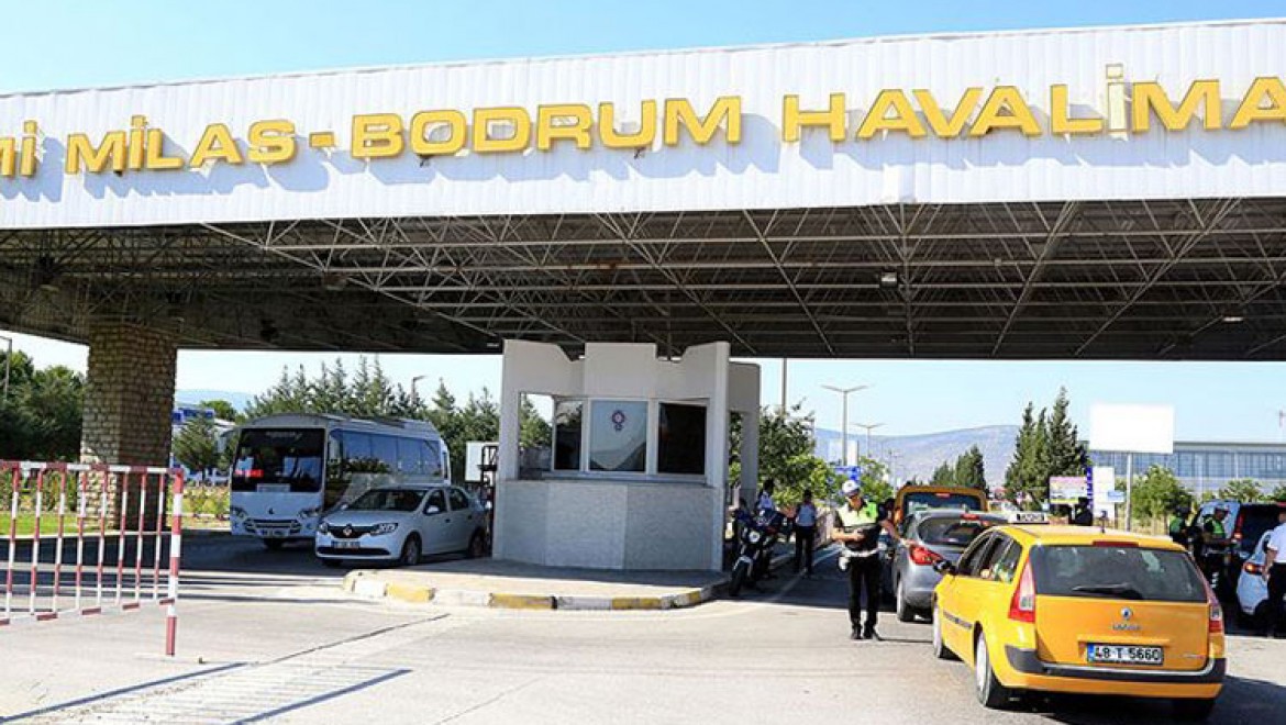 Milas-Bodrum Havalimanı'nda özel jet pistten çıktı