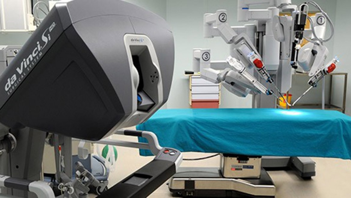 Ameliyatlarda Yeni Yöntem: Da Vinci Robotik Cerrahi