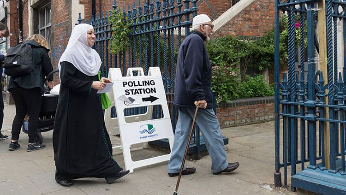 İngiltere'de Müslümanlar seçimin kaderini etkileyebilir