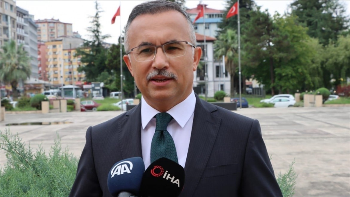 Rize Valisi Kemal Çeber, kentte Kovid-19 vaka sayılarının hızla arttığını açıkladı