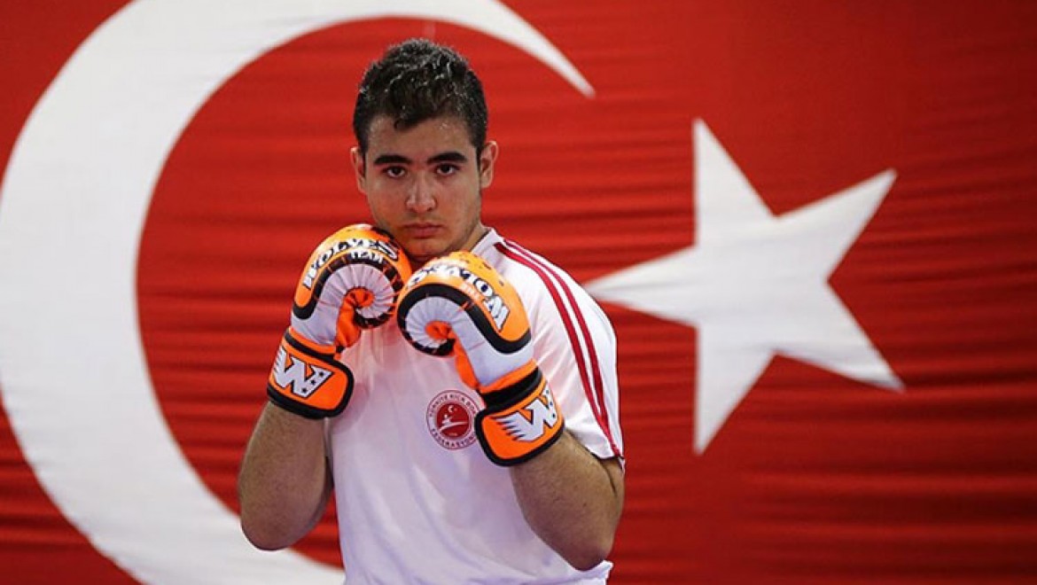 Genç milli kick boksçu Yusuf'un hedefi, Avrupa Kupası'nda şampiyonluk