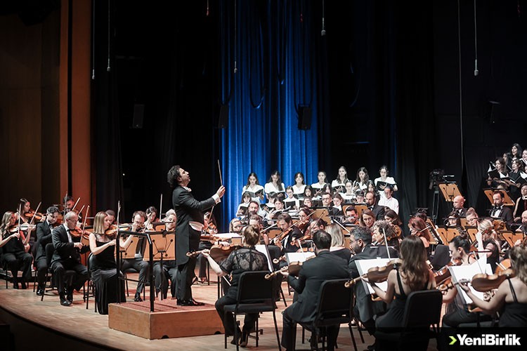 Cemal Reşit Rey Senfoni Orkestrası İtalya'nın Pavia Kentinde Sanatseverlerle Buluşuyor