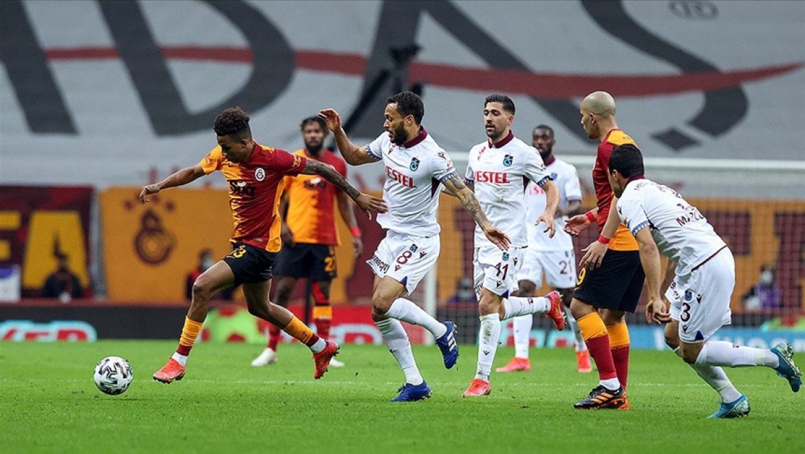 Galatasaray'a şampiyonluk yarışında Trabzon çelmesi