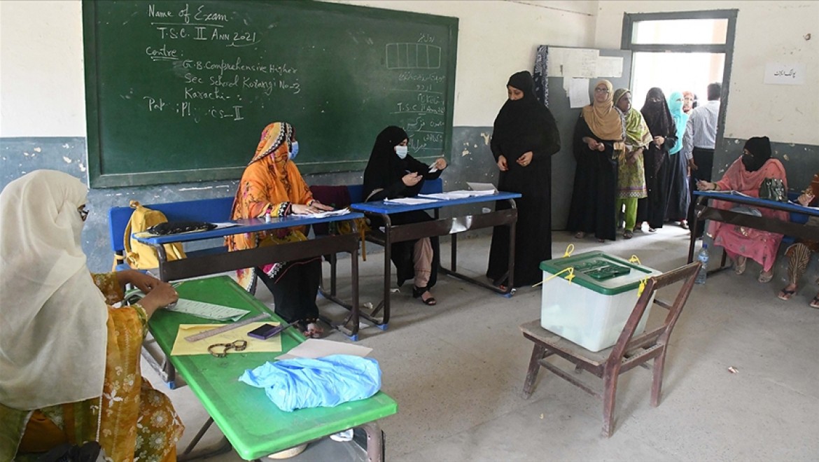 Pakistan'ın Azad Cammu Keşmir bölgesinde seçimleri iktidar partisi kazandı