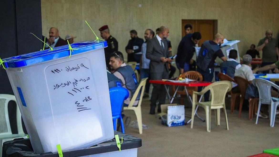 Irak seçimlerinde Sünniler oylarını artırarak ikinci parti konumuna yükseldi
