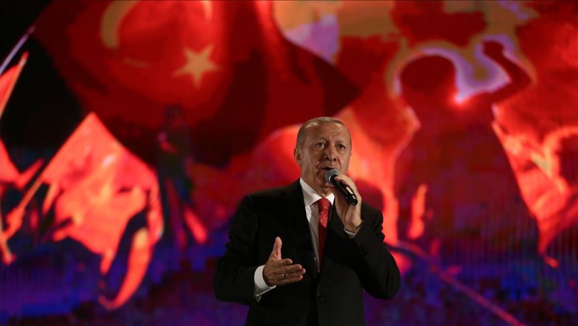 "Ruhlarını iblise satan müptezeller Türkiye'yi ele geçiremeyecek"