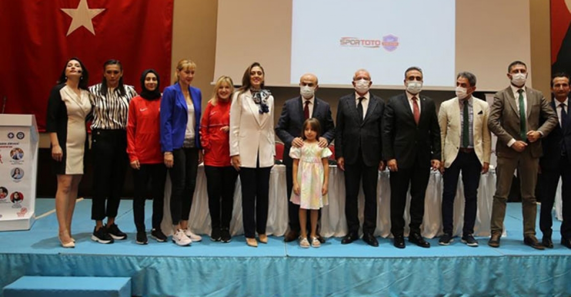 Mardin'de 'Ulusal Spor ve Kadın Zirvesi' düzenlendi