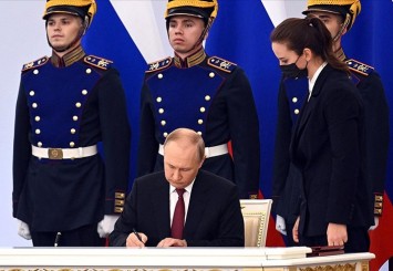 Putin, Ukrayna'nın 4 bölgesinin ilhak edilmesine ilişkin yasaları imzaladı