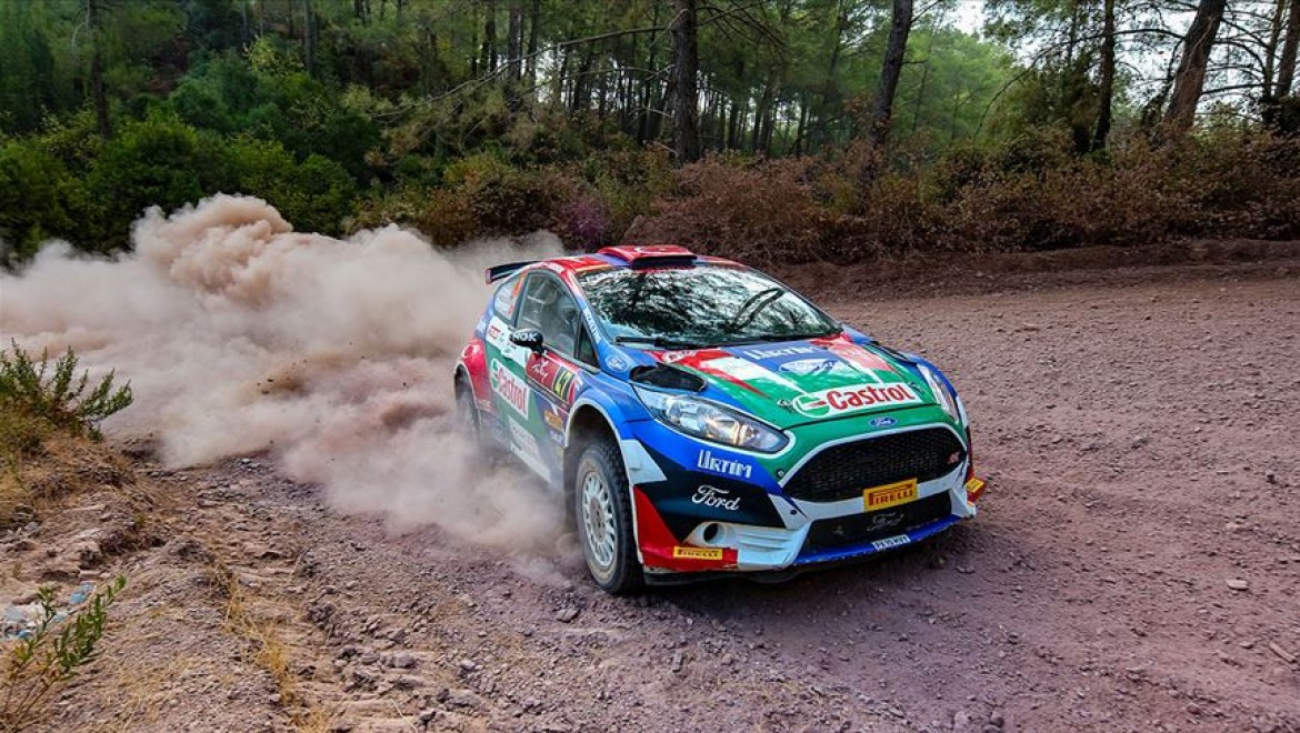 WRC Türkiye Rallisi'nde Castrol Ford Team Türkiye'nin yüzü güldü