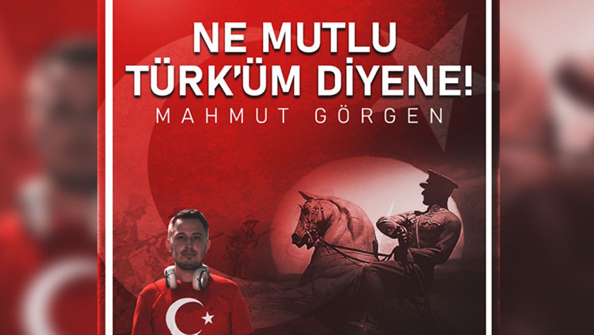 Cumhuriyet'e özel Ne Mutlu Türküm Diyene