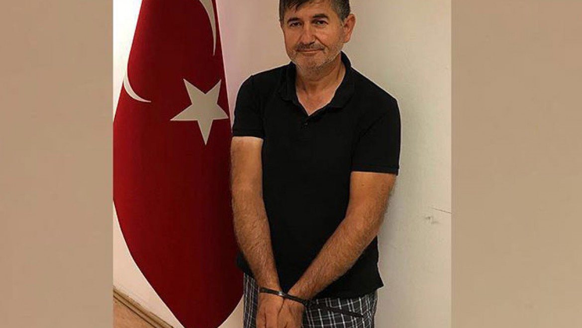 FETÖ'nün 'Sosyal Medya Uzmanı' Türkiye'ye Getirildi