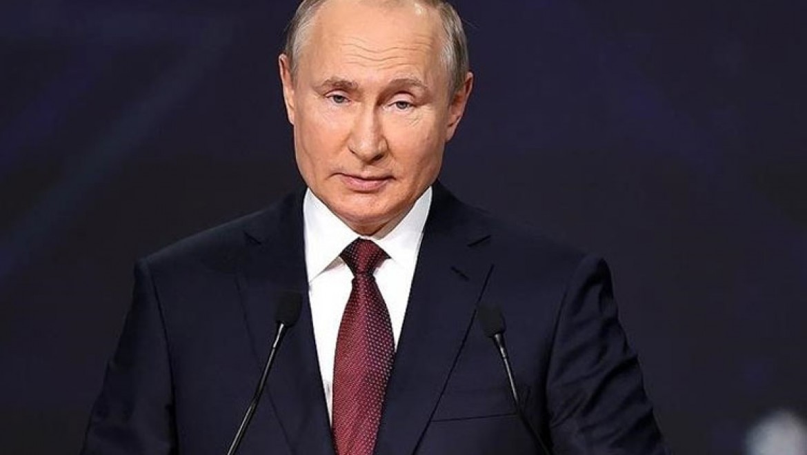 Rusya Devlet Başkanı Putin, kendini izole etti