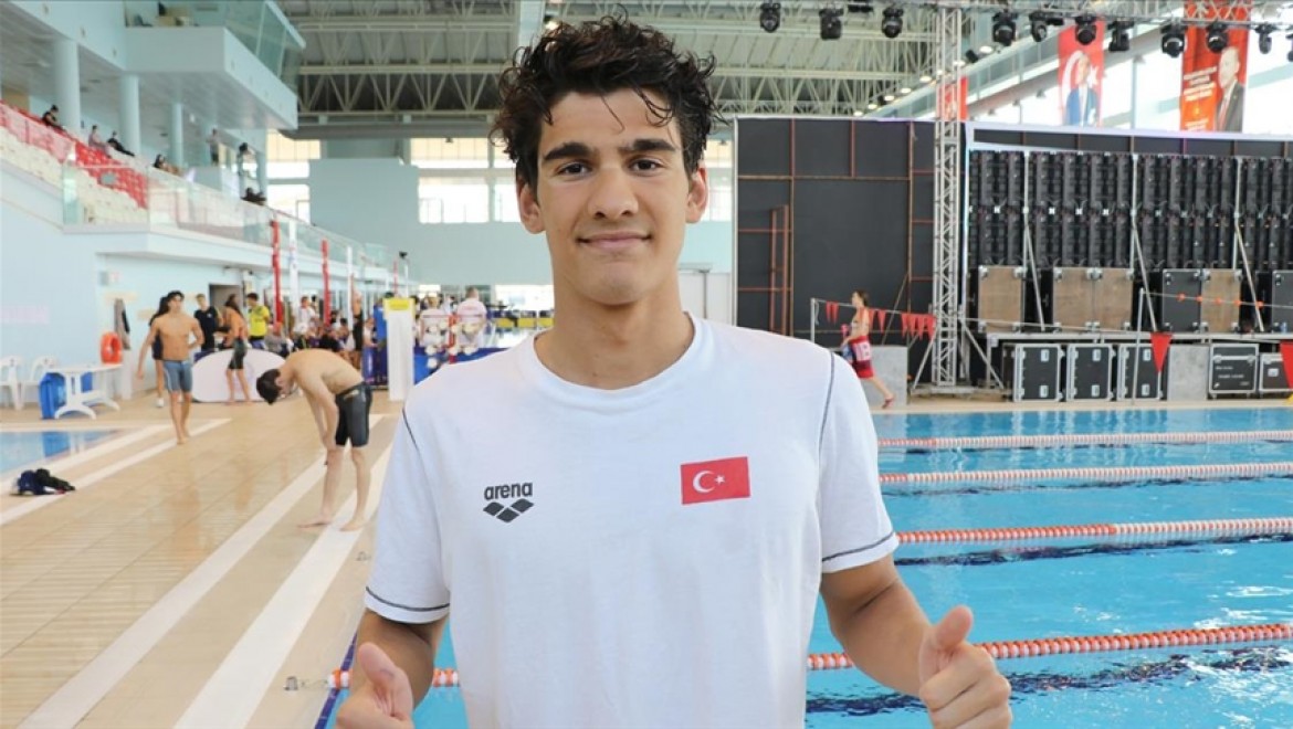 Milli yüzücü Yiğit Aslan 800 metre serbestte olimpiyat A barajını geçti