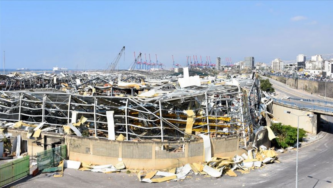 AFAD Beyrut Limanı'nda arama kurtarma çalışmalarına başladı