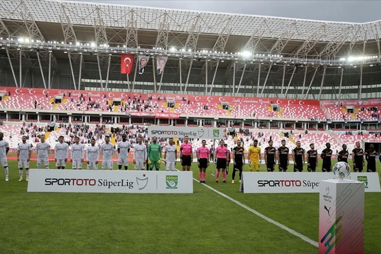 Sivasspor ve Kayserispor sezonun son maçında 1-1 berabere kaldı