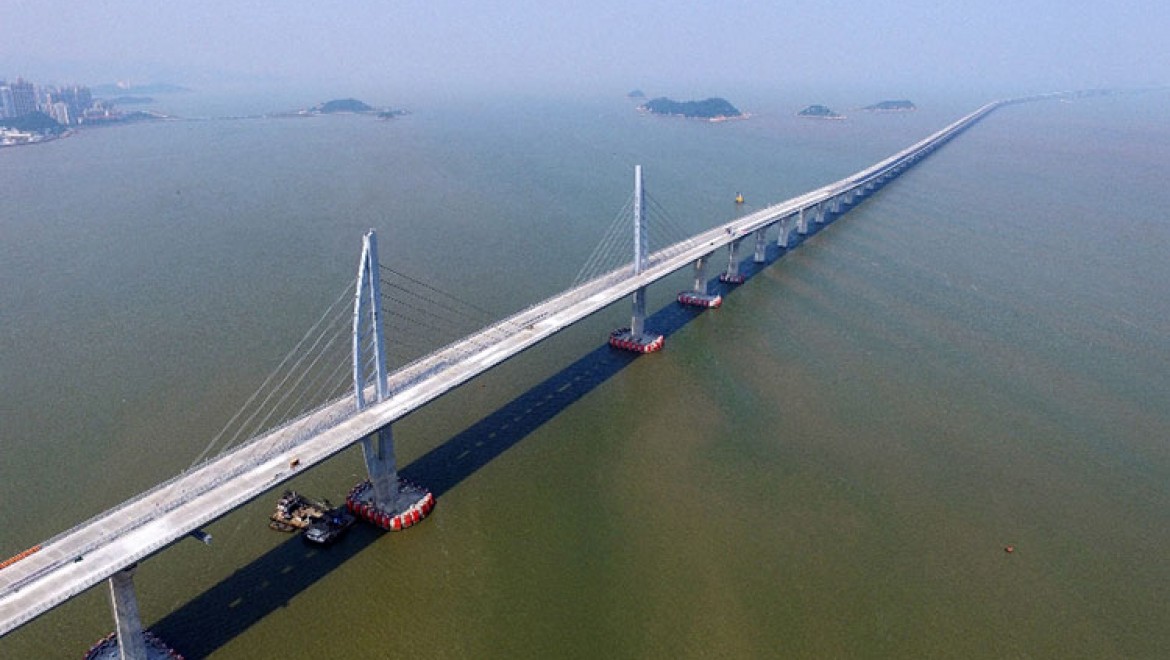 Dünyanın En Uzun Deniz Köprüsü Açıldı