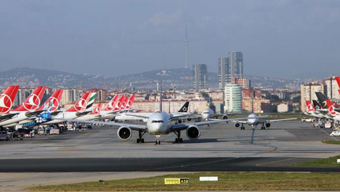 Hava Yolcularının Yüzde 5'i Türkiye'den Taşındı