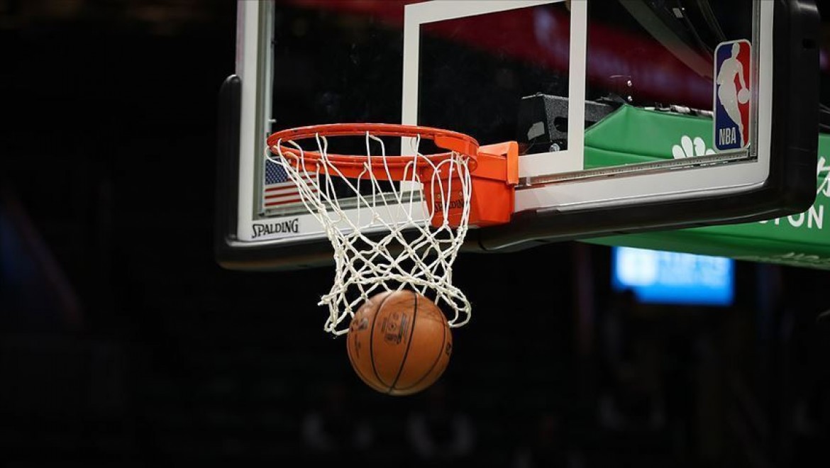 Dallas Mavericks NBA lideri Bucks'ı Doncic'in etkili oyunuyla yendi