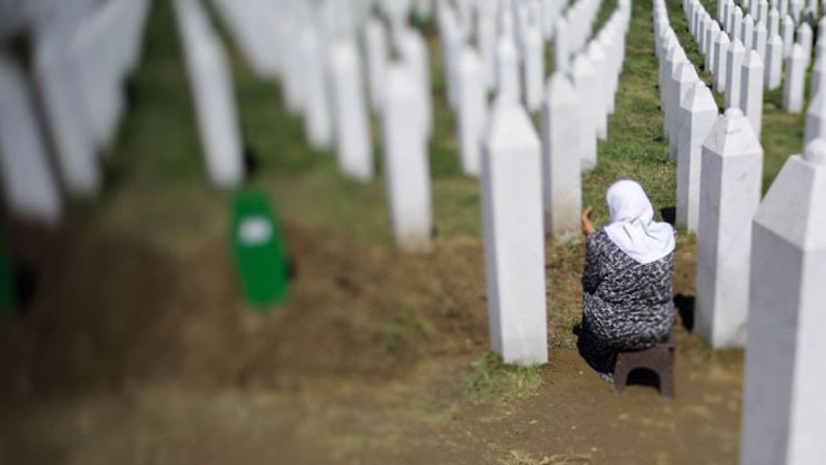 Srebrenitsalı anneler Hollanda mahkemesinin kararını AİHM'e taşıdı