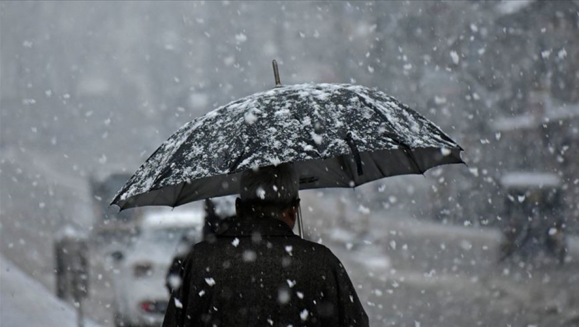 İstanbul Valiliğinden "kar, don, buzlanma ve ani sıcaklık düşüşü" uyarısı