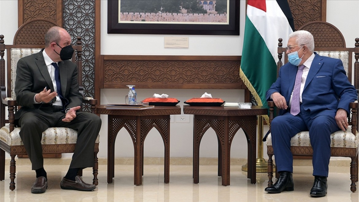 Filistin Devlet Başkanı Abbas ABD'nin İsrail-Filistin Özel Temsilcisi Amr'ı kabul etti