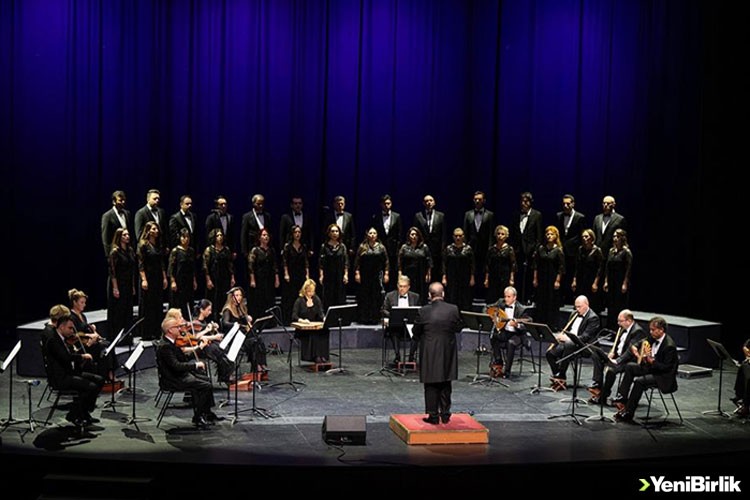 Cumhurbaşkanlığı Klasik Türk Müziği Korosu, AKM'de "Muhayyer" konseri düzenledi