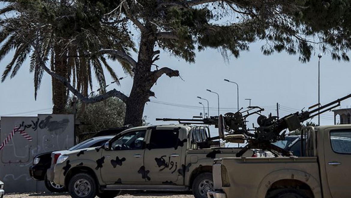 Hafter Trablus'a saldırı için takviye güç yığıyor