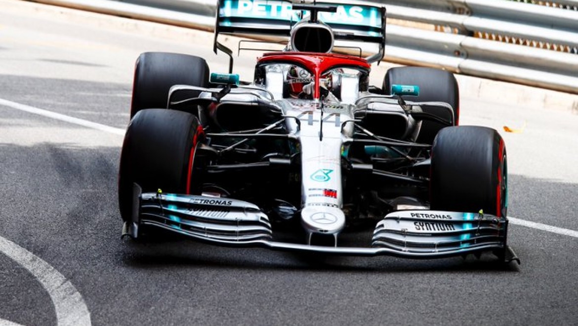 Monaco'da pole pozisyonu Lewis Hamilton'ın
