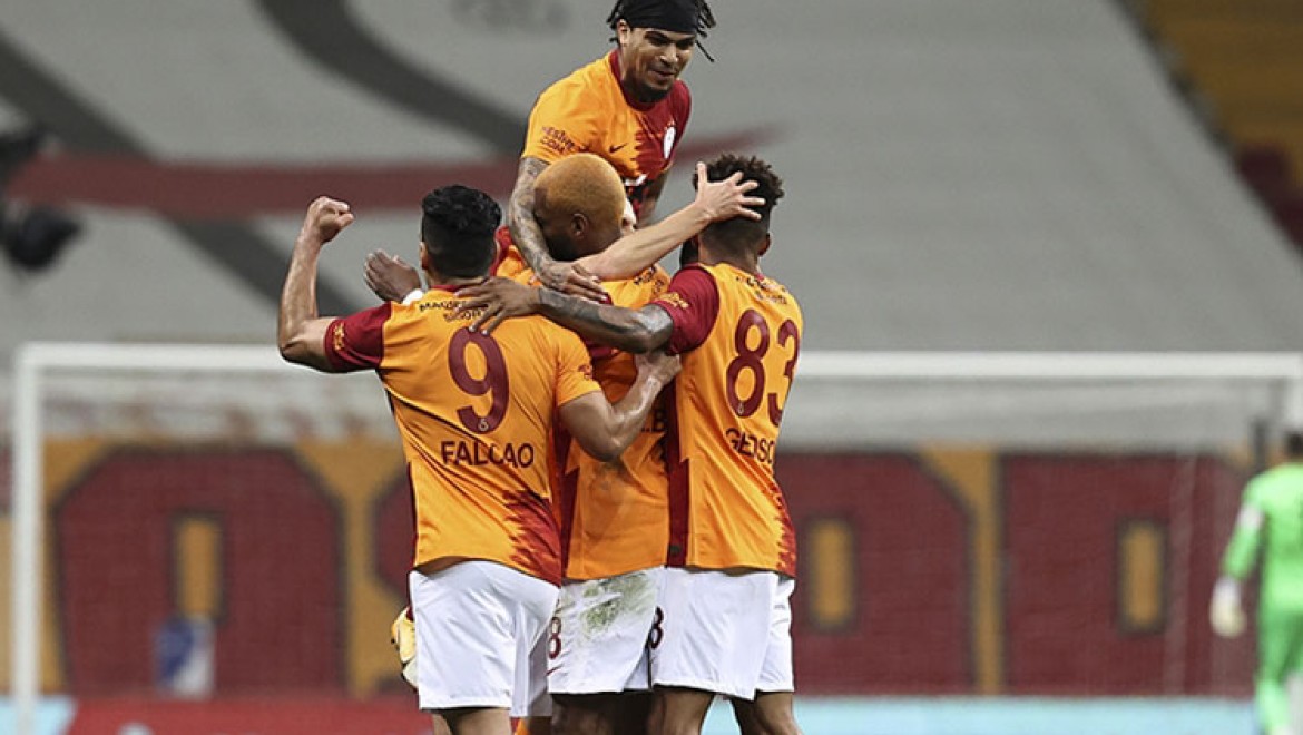 Galatasaray, sahasına şampiyonluk hedefiyle çıkıyor