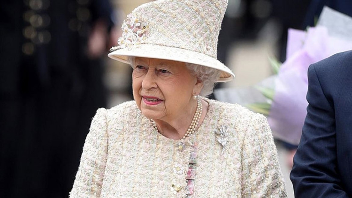 İngiltere Kraliçesi hükümetin yeni yasama dönemi programını açıkladı