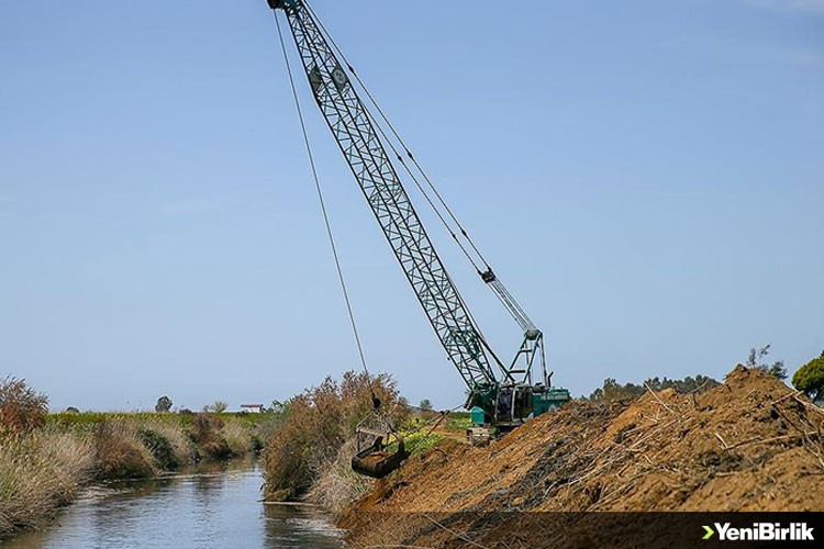 Küçük Menderes Nehri'ni kirlilik ve taşkından kurtaracak çalışmalarda sona gelindi