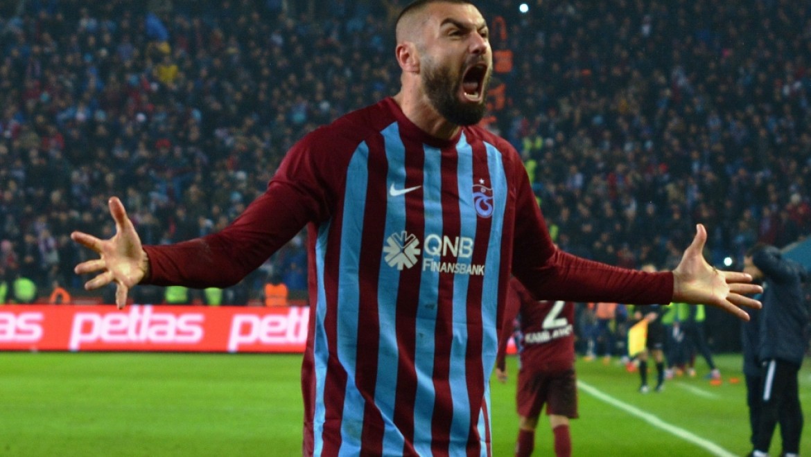 Trabzonspor-Burak Yılmaz Gerilimi Artıyor